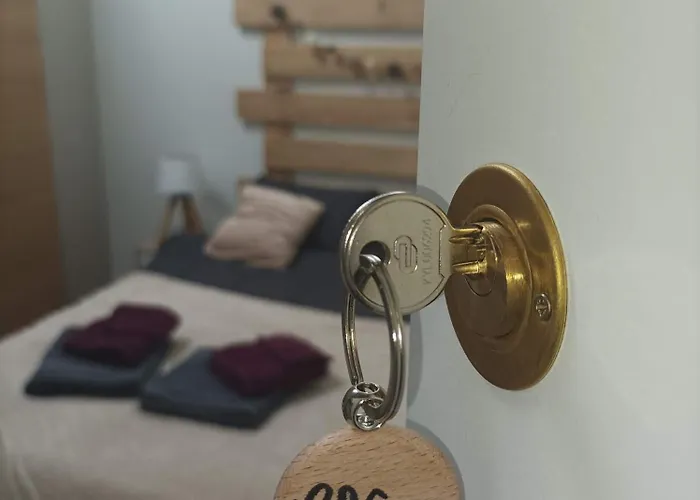 Les Iris - Chene - Petit Dejeuner 3*