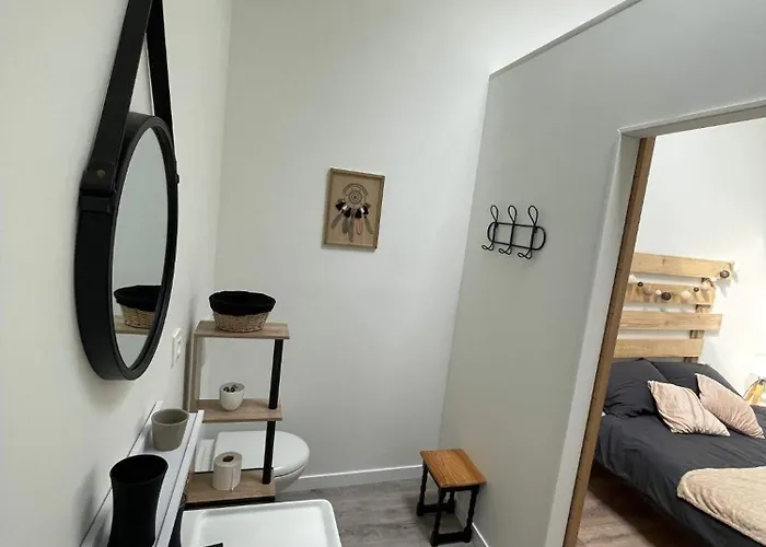 Les Iris - Chene - Petit Dejeuner Bed & Breakfast Avanton